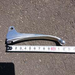 左ブレーキレバーの画像
