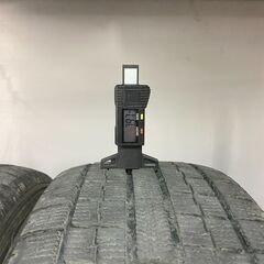 冬タイヤ　205/50R17　BY1703