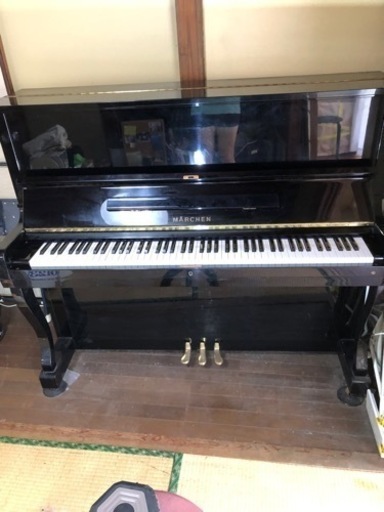 アップライトピアノ　カワイ　メルヘン　E-26 中古