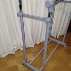 ハンガーラック　無料　取りに来てくれる方のみの画像