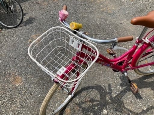 ２２インチ　子供用自転車　レッド
