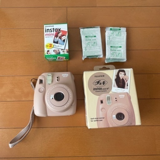 チェキ　instax mini8+
