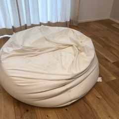 無印良品　人をダメにするクッション　の画像