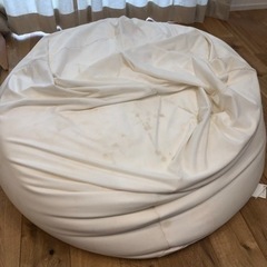無印良品　人をダメにするクッション　の画像