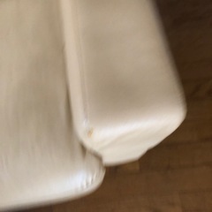ソファーです  22日まで問い合わせが無ければ捨てますの画像