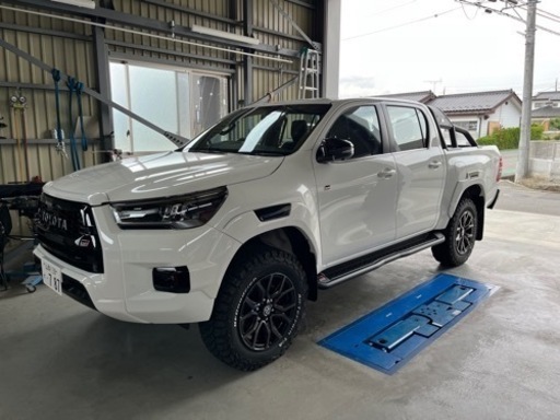 GUN125 ハイラックス　新車外し　265/60R18