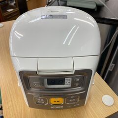 【リサイクルショップどりーむ鹿大前店】No209　炊飯器　タイガー炊きたて　2017年製　3合炊き　JAI-R551の画像
