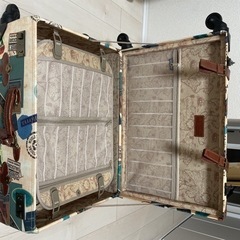 ワールドトランク　スタンプ柄　キャリーバックの画像