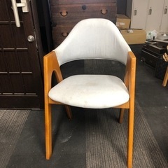 無料　肘掛け付き椅子　2脚（１つだけでも🆗）