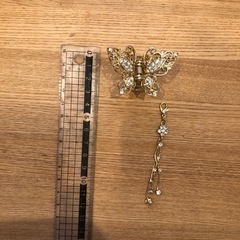 ヘアアクセサリーの画像