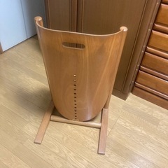 モイジ　MOIZI チェアの画像