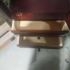 USED【飾り棚】ガラスの飾り棚＊コレクション棚の画像