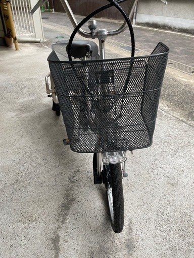 エンドウ商事　電動三輪車　RAKUKKARU