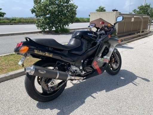 バイク ZZR1100