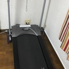 値下！電動ジョギングマシン（ウォーキングマシン、ルームランナー）