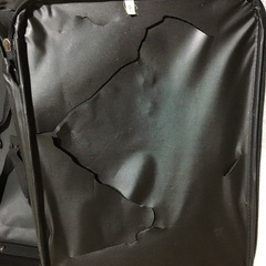 黒　スーツケースの画像