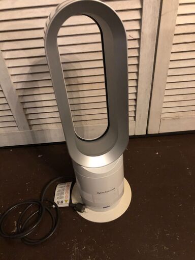 ダイソン　ホットアンドクール　リモコン付きAM05
