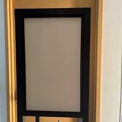 【無料】照明付き飾り棚の画像