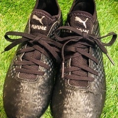 PUMA サッカートレシュー美品♪サイズ21.5㎝の画像