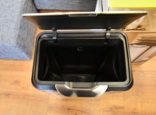 ★EKOアウトレット館★タッチプロビン　30Ｌ　シルバー　未使用　ダストボックス　タッチ式　　相模原　大型　ごみ箱　ゴミ箱