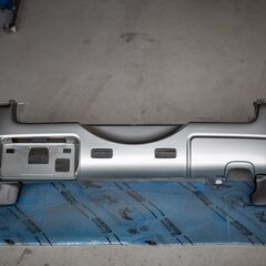 【美品】JB23W スズキ ジムニー 純正 リアバンパー 71811-81AA0 スチールシルバーメタリック