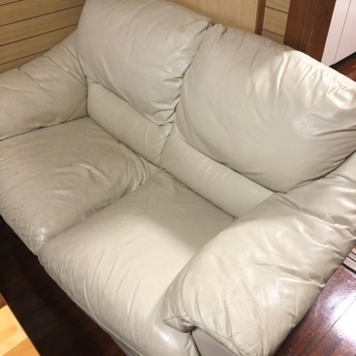 値下げ！ベージュの2人掛けソファ