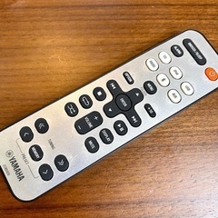 ☆YAMAHAのマイクロコンポ『MCR-B142』☆ホワイト☆欠け部品あり☆   の画像