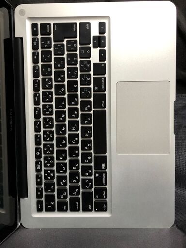 「MacBook Pro 13インチ MB990J/A」LEDバックライト13.3インチ液晶　メモリー4GB搭載(最大8GB)　MacOS(El Capitan)とWin10 Pro(Office2010もインストール済)の選択起動可能　オールインワンモバイルノートPC / C2D(デュアルコア 2.26GHz） / HDD-320GB / DVDスーパーマルチドライブ / Webカメラ / Bluetooth / 無線LAN(a/b/g/n対応) / バッテリー使用可(充放電回数130回) 中古美品