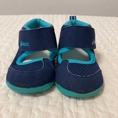 asics SUKUSUKU ベビーサンダル　13㎝の画像