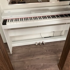 お取引中電子ピアノ　買って一週間　超美品
