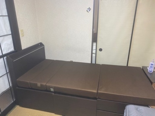 シングルベッドとマットレス,,,