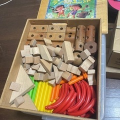 積み木　　知的玩具　穂高より　　お話し中