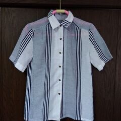 【値下げ200→100】昭和レトロ　ブラウス４