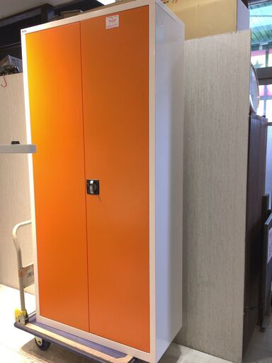 ■7020■ceha オフィス家具 ロッカー スチール製 オレンジ 収納棚 キャビネット 観音開き スチール 事務所 書類棚