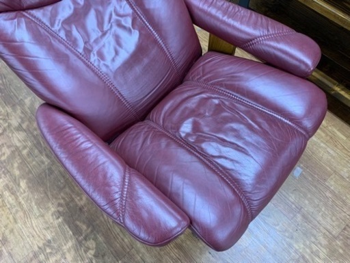 Ekornes オットマン付きリクライニングチェア入荷しました