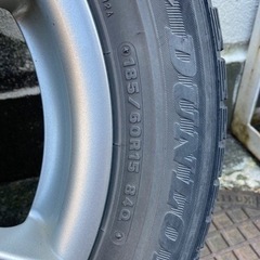 スノータイヤの画像