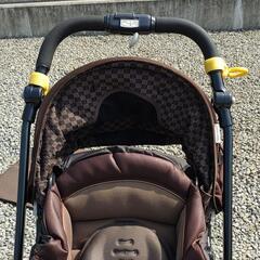 ベビーカー　combiの画像
