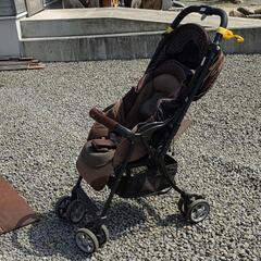 ベビーカー　combi