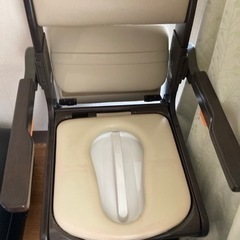 介護用家具調トイレ！