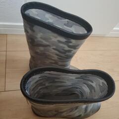 21㎝　長靴　迷彩柄の画像