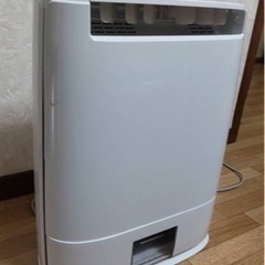 【お譲り先決定】パナソニック衣類乾燥除湿機Ｆ-YZS60