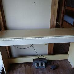 電子ピアノの画像