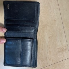 カルティエ　財布
