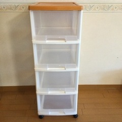 ※決まりました！コロ付き4段プラスチック収納の画像