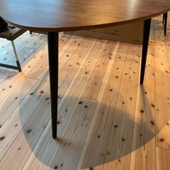 【決まりました】おむすび型テーブル&チェア2脚の画像