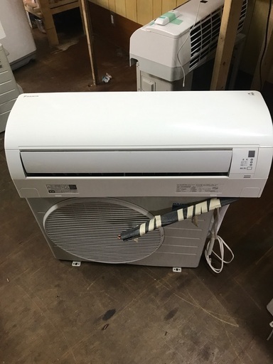 2016 Daikin 6畳。 無料のエアコンの設置