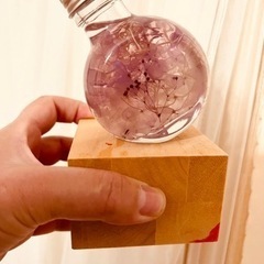 ライトつき　ハーバリウム　パープル