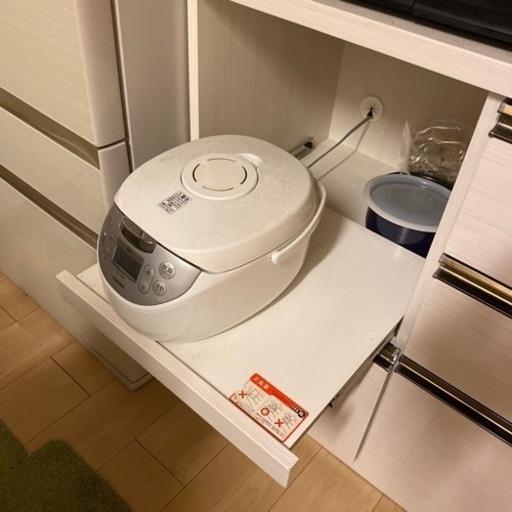 食器棚