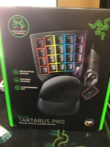パソコン RAZER TARTARUS PRO ANALOG OPTICAL GAMING KEYPAD
