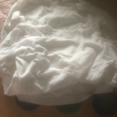 シャツ2とワンピース4枚の画像